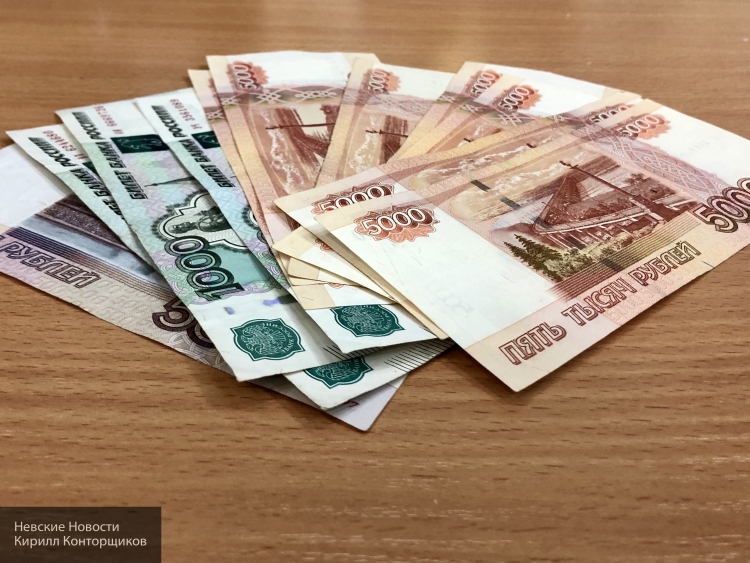 Хазин объяснил, из каких банков россияне уже вряд ли «вытащат» деньги 