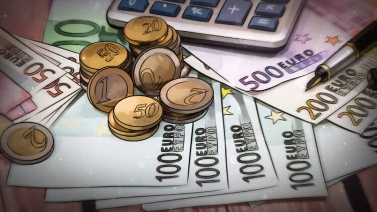 Евро может отобрать у доллара звание лучшей валюты для сбережений 