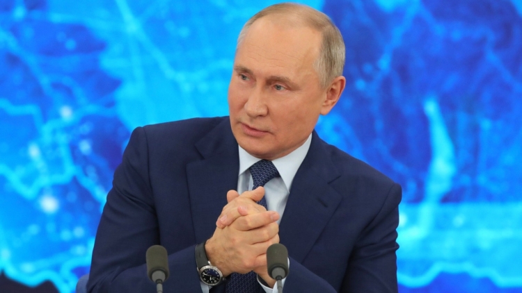 Президент России задекларировал почти 10 млн рублей годового дохода 
