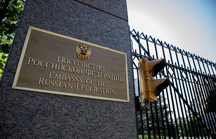 Посольство РФ в США запросило Госдеп о местонахождении финдиректора "НОВАТЭКа"