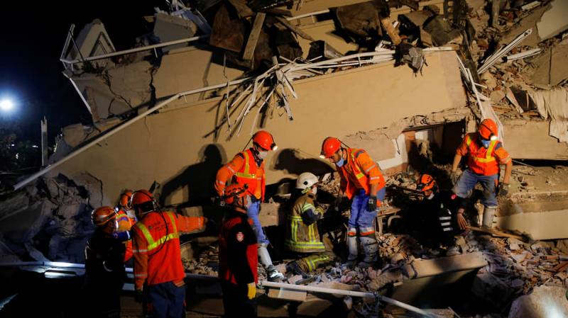Число погибших при землетрясении в Турции увеличилось до 24